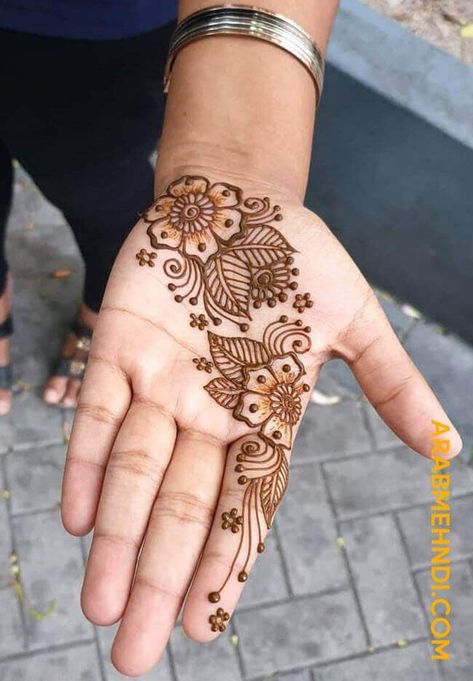 50 Front Hand Mehndi Design (Henna Design) - March 2020 Palm Mehndi Design Simple Easy Unique, Palm Mehndi Design Kids, Mehndi Ideas Back Hand, Palm Mehndi Design For Small Hands, Plain Mehndi Design, Simple Mehndi Designs On Palm, Palm Mehendi Ideas, Palm Mendhi Simple, One Sided Mehndi Design