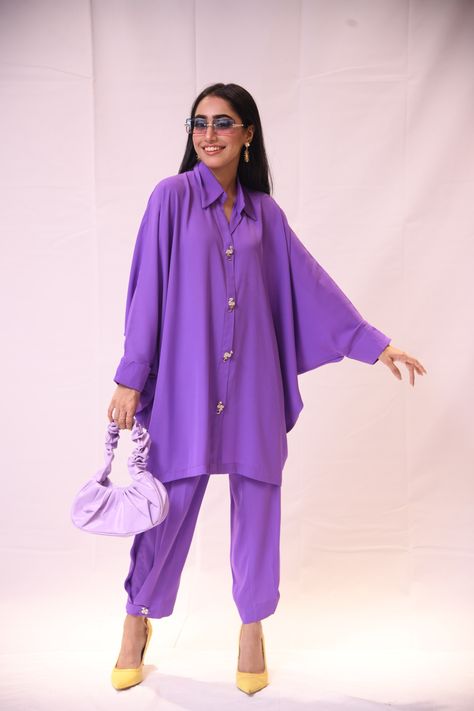 Purple CO-ORD sets with trendy cuts



#fashioninspo #aesthetic #saimarahim #pakistanidesigns #trendyfashion #womenfashion #pinterestfashion #pinterestinspo #fashionart #fashionforwomen Couture, Model Outfits Casual, Kaftan Co Ord Set, Elegant Maternity Dresses, Cord Sets, Traditional Ideas, Co Ords Outfits, Modern Wear, Matching Separates