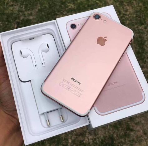Iphone 7 Aesthetic, Iphone 7 Rose Gold, Buy Iphone 7, Free Iphone Giveaway, Accessoires Iphone, Phone Deals, Iphone Obsession, Girly Phone Cases, Iphone Pictures