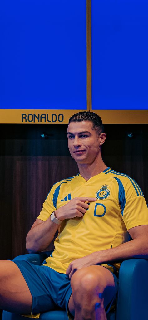 #Alnassr #kit #jersey #cristiano #ronaldo #4k #wallpapers Cristiano Ronaldo Alnassr, Ronaldo 2024, Football Wallpapers 4k, Cr7 Wallpapers 4k, Al Nassr Ronaldo, Cr7 Real Madrid, Ronaldo Wallpapers 4k, Cristiano Ronaldo Wallpapers 4k, Cristiano Ronaldo 4k