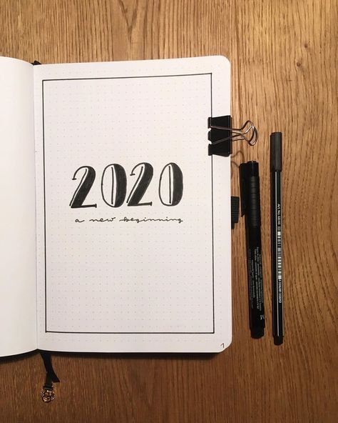 2025 Bullet Journal Cover, Bullet Journal Beginning Pages, Bullet Journal Beginning, Bullet Journal Yearly, New Bullet Journal, How To Be More Organized, Bullet Journal Quotes, Planner Layouts, Bujo Ideas