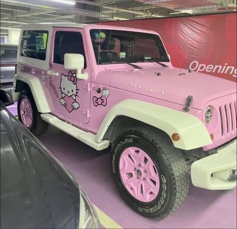 Hello Kitty Jeep, Hello Kitty Car, Pink Car Accessories, Wallpaper Luxury, Pink Jeep, Hallo Kitty, Girly Car Accessories, Hello Kitty Rooms, Charmmy Kitty