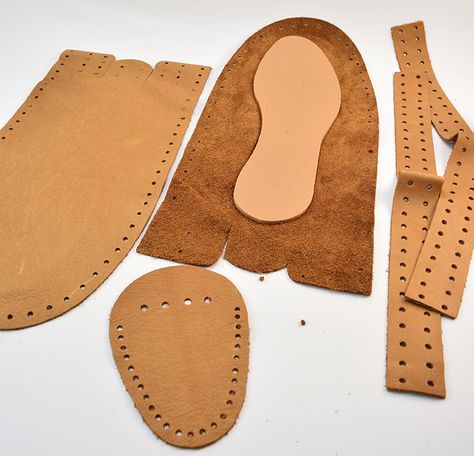 Ever wanted to make shoes? I had no idea it was so easy to make leather moccasins! Handmade Leather Shoes Pattern, Leather Moccasins Diy, How To Make Moccasins, Handmade Shoes Pattern, Diy Moccasins, Homemade Shoes, Leather Shoes Diy, Handmade Moccasins, Moccasin Pattern