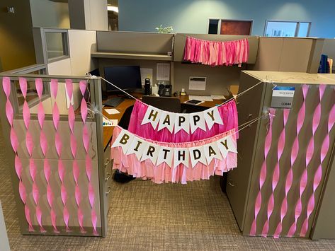 Work Cubicle Birthday Decor Ideas, Decorate Coworkers Desk For Birthday, Cubicle Decor Birthday, Cubical Birthday Decor, Office Cubicle Birthday Decor Ideas, Birthday Work Desk Decorating Ideas, Decorate Cubicle At Work For Birthday, Desk Birthday Decorations Office, Work Birthday Decorations