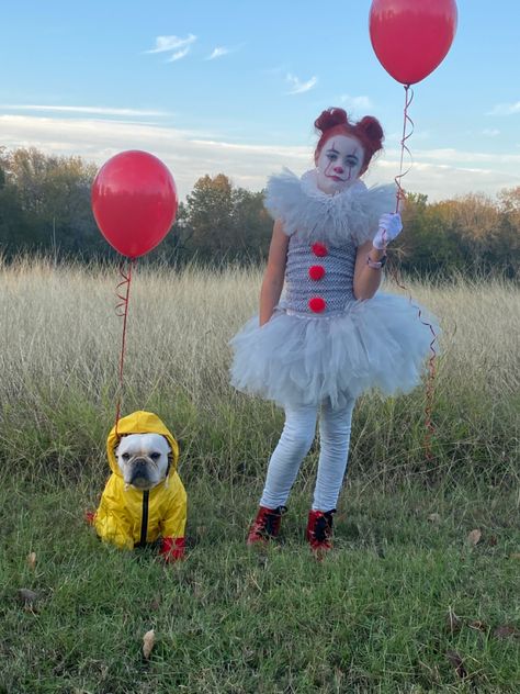 Pennywise Dog Costume, Bulldog Costumes Halloween, Human Dog Costumes Halloween, Hot Dog Costume For Dog, Frenchie Costume Halloween, Matching Halloween Costume With Dog, Dog Pair Halloween Costumes, Dog And Mom Costumes, Dog Clown Costume