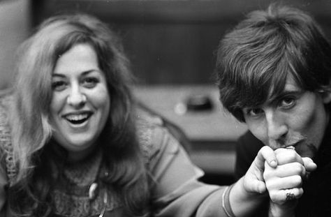 Mama Cass Elliott and Graham Nash of The Hollies and later Crosby, Stills, Nash & Young were good friends in the late 60s Cass Elliot, Henry Diltz, John Phillips, Stephen Stills, The Hollies, Linda Ronstadt, 60s Music, Laurel Canyon, Neil Young