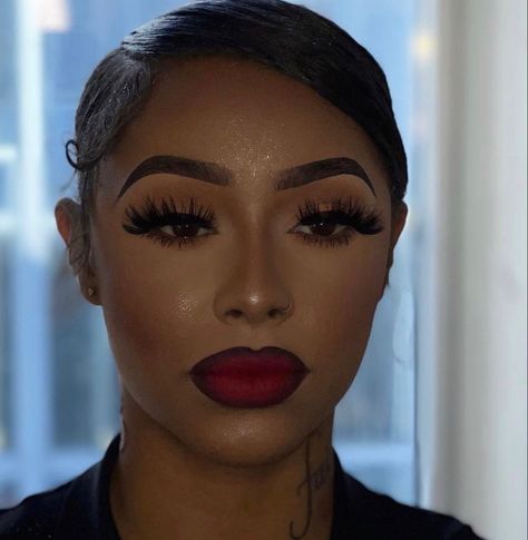 Birthday Makeup For Red Dress, Makeup Look With Red Lips Black Women, Red Eye And Lip Makeup, Light Makeup Red Lips, Red Lipstick Makeup On Black Women, Red Matte Lips, Black Smokey Eye Red Lip Makeup, Wedding Makeup Red Lips Black Women, Dark Red Lipstick Makeup Aesthetic