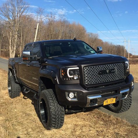 2017 #GMC_Denali #Modified #Lifted Jacked Up Trucks, Lifted Chevy Trucks, Xe Porsche, Mobil Mustang, Gmc Denali, Trucks Lifted Diesel, Truck Yeah, Truck Drivers, Ford Pickup Trucks