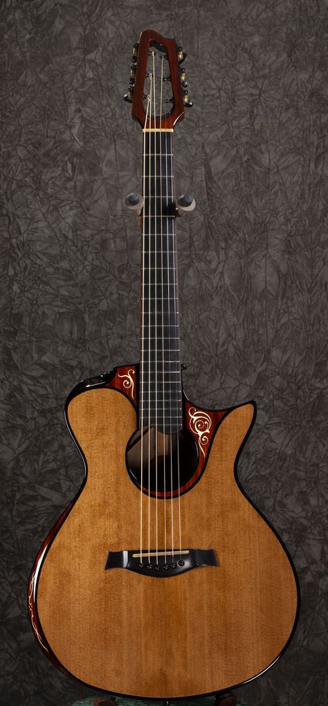 Greta Grand Auditorium Guitar Aesthetics, Music Guitar Art, Diy Projects Wood, Custom Acoustic Guitars, Wood Working Ideas, Pins Ideas, Diy Instruments, Guitar Rig, Custom Electric Guitars