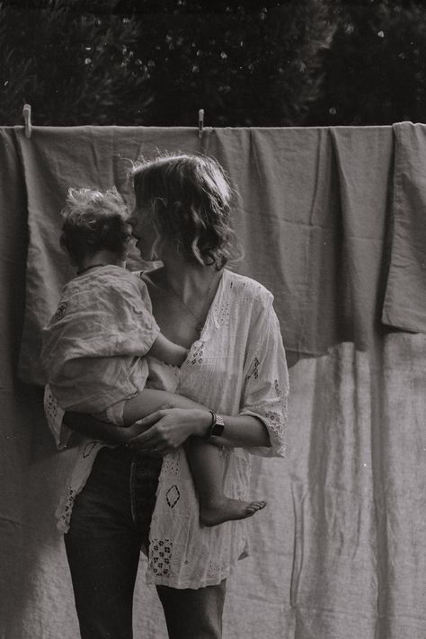 Clothesline Family Photoshoot, Motherhood Photography Art, Motherhood Portraits, Lisa Sorgini, Motherhood Photos, Mother Baby Photography, Mommy And Me Photo Shoot, Spring Inspo, Motherhood Photography