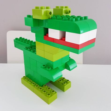 Lego Duplo Animals, Pokemon Lego, Lego Dinosaur, Wooden Train Track, Classic Lego, Lego Activities, Lego People, Lego Creative, Lego Blocks