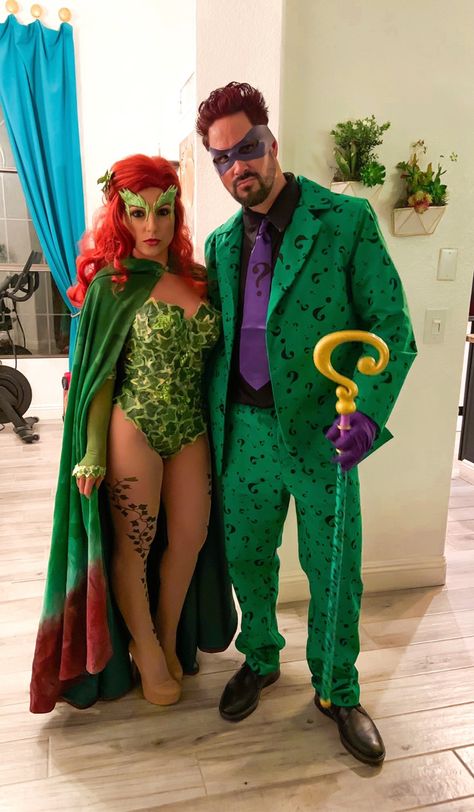 Poison Ivy & Riddler halloween costume The Riddler Womens Costume, Batman Poison Ivy Costume, Poison Ivy And Riddler Couples Costume, Poison Ivy Halloween Costume Couples, Poison Ivy And Batman Couple Costume, Dc Villains Costumes, Poison Ivy And Batman Costume, Green Ivy Halloween Costume, Poison Ivy And Riddler Costume