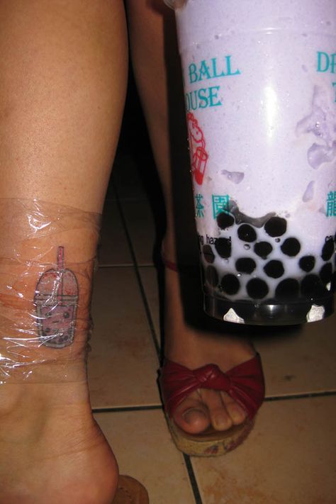 Bubble Tea ^_^   Along with cute bubble tea tattoo! A Tattoo, Lotus Tattoo, Bubble Tea Tattoo, Boba Tattoo, Cute Bubble Tea, Tea Tattoo, Good Trip, Stick N Poke, Getting A Tattoo