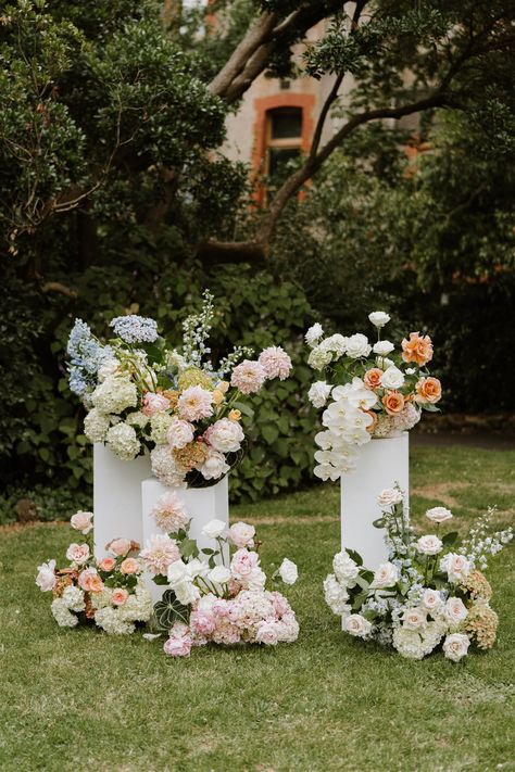 Alter Flowers, Ceremony Arches, Floral Arch Wedding, Wedding Alters, Pastel Wedding Flowers, Event Stylist, Arch Flowers, Whole Lotta Love, Wedding Ceremony Backdrop