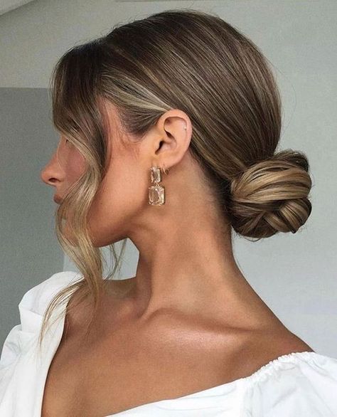 Bridesmaid Hairstyles Rainy Day, Bridal Updo For Shoulder Length Hair, Med Length Bridesmaid Hair, Womens Up Do Hairstyles, Formal Occasion Hairstyles, Slick Back Bun Wedding Hair With Veil, 2024 Bridesmaid Hair, Stassi Schroeder Wedding, Bridal Hair Updo Elegant