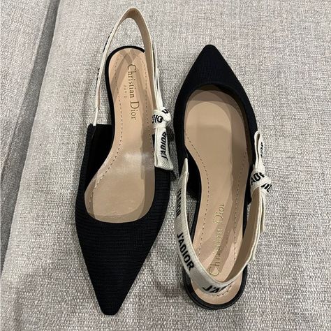 J'ADIOR SLINGBACK BALLERINA FLAT Dior Slingback Flats Outfit, Slingback Flats Outfit, Dior Slingback Outfit, Dior Flat Shoes, Dior Slingback, Dior Flats, Dior Jadore, Ribbon Flats, Flats Outfit