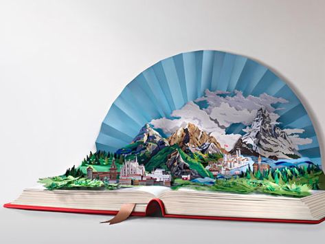 This fantastic and detailed sculpture by Alberto Parise and Giovanni Pasini is made entirely out of paper courtesy of Polyedra. Paper Pop Up Art, Paper Pop Up, Pop Up Book Ideas, Pop Up Book Design, Pop Up Ideas, Paper Scene, Detailed Sculpture, Pop Up Design, Arte Pop Up