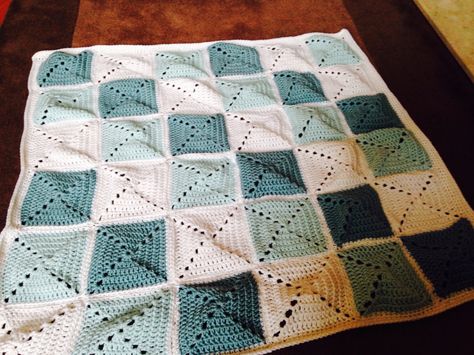 Solid Granny Square baby blanket Granny Square Blanket 3 Colors, 3 Color Granny Square Blanket, Solid Granny Square Blanket, Solid Granny Square Pattern, Solid Granny Square, Green Baby Blanket, Crochet Mermaid Tail, Baby Boy Crochet Blanket, Crochet Blanket Designs