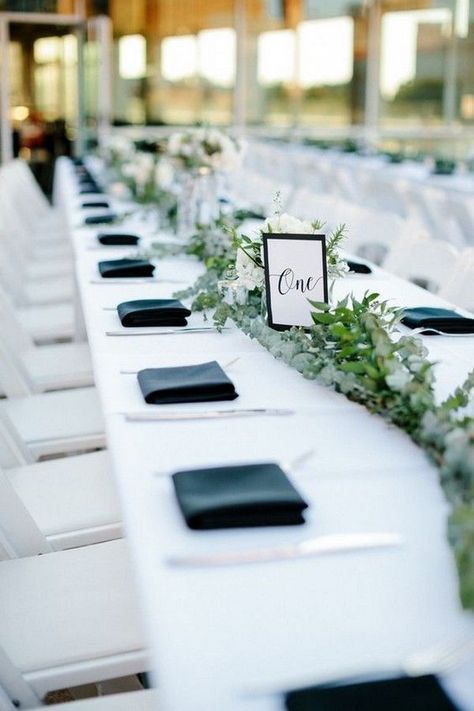 Blue White And Greenery Wedding, Tablescapes Simple, Greenery Wedding Table, White And Greenery Wedding, Wedding Reception Tablescapes, Wedding Table Themes, Black And White Wedding Theme, Black Napkins, Art Gallery Wedding