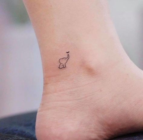 Tattoo Placements, Tiny Tattoos With Meaning, Small Matching Tattoos, Tiny Tattoos For Women, Tato Henna, Tattoo Schrift, Ankle Tattoos For Women, Petite Tattoos, Small Girl Tattoos
