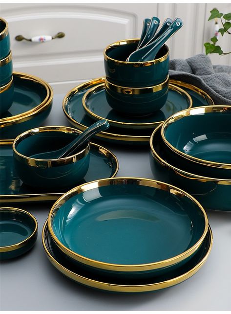 Green Dinnerware Set, Tableware Ceramic, Dinnerware Set Modern, Kitchen Decor Collections, Green Dinnerware, Crockery Design, Plates And Bowls Set, Ceramic Dinnerware Set, Kitchen Plate