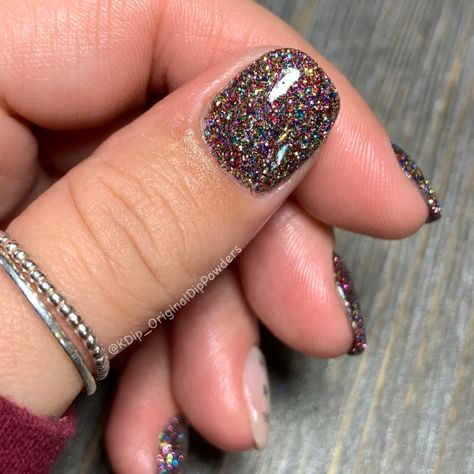 Rainbow glitter mani 🤩 one of my favorite manis I’ve ever done! March Magic is such a fun rainbow glitter dip, it is so versatile, this is a Christmas mani, but it is so perfect for St. Patrick’s day too! Grab yours now on KDipbyKAli.etsy.com #dipnails #rainbownail #dippowdernails #dippowder #springnails #glitternails #diynails #nailsathome #stpatricksday #kdipbykali Short Powder Dipped Nails, Powder Dipped Nails Fall, Gel Nails Solid Color Winter, Nye Nails Dip Powder, Multi Glitter Nails, Short Acrylic Dip Nails, Gel Nails With Glitter Accent, Gel Nails For March, Dip Nails Different Colors