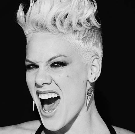 P!nk, a Type 8 on the Enneagram. Beth Moore, Carey Hart, Alecia Beth Moore, Pink Singer, Francis Chan, Annual Leave, Thinking Of Someone, Famous Singers, Film Tv