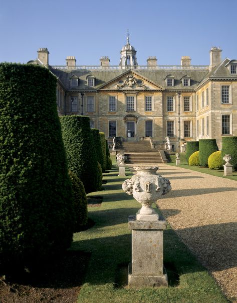 The Lady In Tweed Belton House Built in the 1680s Old Money House, Belton House, التصميم الخارجي للمنزل, English Manor, Trik Fotografi, Old Money Aesthetic, Dream House Exterior, Manor House, Dream Home Design