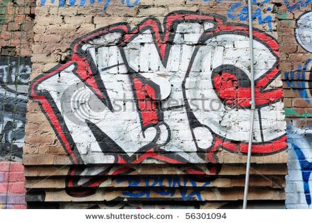 Grafitti - Keith Haring lives on! New York Graffiti Art, New York Graffiti Aesthetic, Nyc Street Art Aesthetic, Ny Graffiti, New York City Graffiti, Graffiti Nyc, Grafitti Letters, Hoco 2022, New York City Images