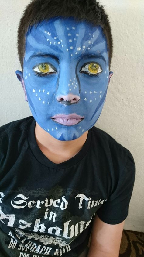 Ugly Makeup Looks Funny, Funny Makeup Ideas, Smurf Makeup, Funny Makeup Looks, Funny Face Paint Ideas, Character Face Paint, Avatar Face Paint, Weird Makeup Ideas, Funny Face Paint