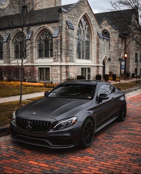 Tmax Yamaha, Tattoo Car, Luxury Cars Mercedes, Mercedes Benz Coupe, Mercedes Benz Wallpaper, Black Mercedes Benz, Car Tattoo, Бмв X6, Amg Car