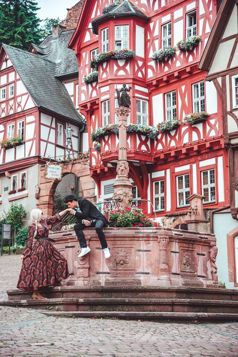 7 romantic towns in and around Rhineland in Germany – Sarah De Gheselle Holiday Deals, Sedona Arizona Restaurants, Germany Travel Destinations, Cities In Germany, Visit Germany, Romantic Travel Destinations, Romantic Destinations, Vacation Deals, Romantic Weekend