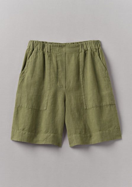 Queer Clothes, Simple Clothing, Baggy Shorts, Men Trousers, Dyed Linen, Fine Linen, Linen Cushion, Short Shirts, Linen Shorts