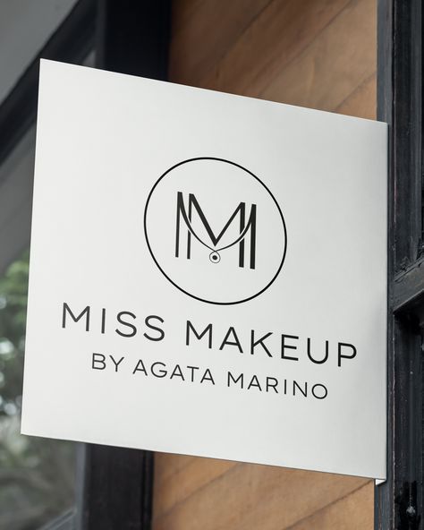 Makeup artist marketing