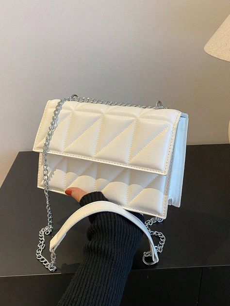 Small Flap Square Bag Quilted Pattern Chain Strap WhiteI discovered amazing products on SHEIN.com, come check them out! Purse White, White Purse, White Purses, Style Noir, Cute Purses, Chain Shoulder Bag, Stylish Bag, Square Bag, Shoulder Purse