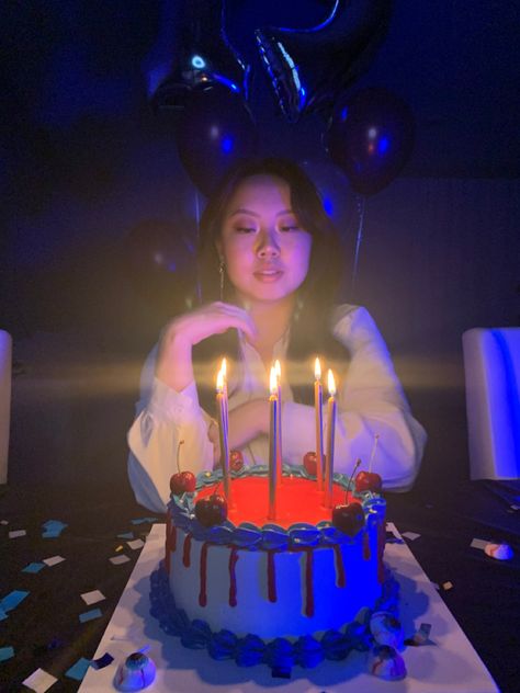 Enhypen drunk-dazed birthday theme Enhypen Birthday Decorations, Enhypen Pajama Party, Kpop Themed Birthday Party Ideas, Kpop Theme Birthday, Enhypen Birthday Ideas, Enhypen Themed Cake, Enhypen Themed Birthday Party, K Pop Themed Party, Enhypen Birthday Cake Ideas