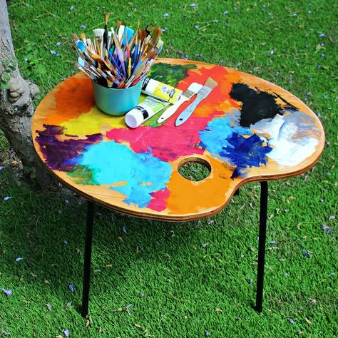 Tachisme, Funky Side Tables, Painted Side Table Ideas, Diy Funky Decor, Side Table Diy, Artist Table, Painted Side Table, Art Studio Decor, Palette Table