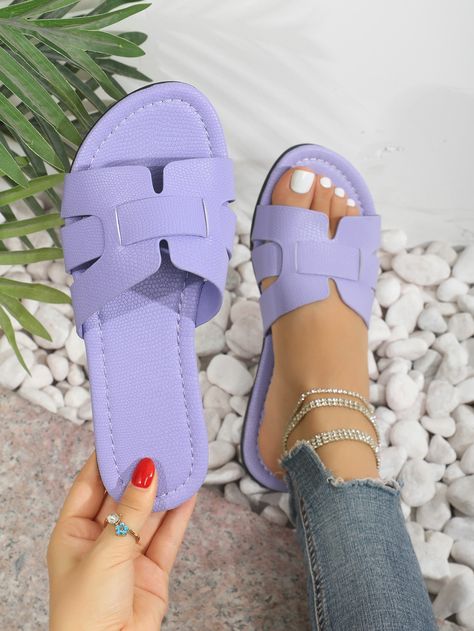 Best Sandals For Men, Purple Slippers, Women Slippers Fashion, Purple Sandals, Women Flat Sandals, Work Shoes Women, Fashion Shoes Flats, Fashion Slippers, Pink Sandals