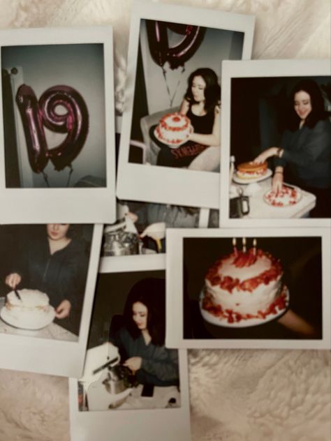 birthday photos, poloroid photos, birthday poses, birthday cake, baking, birthday balloons, aesthetic, pose ideas, cake Birthday Balloons Aesthetic, Balloons Aesthetic, Birthday Cake Baking, Poses Birthday, Aesthetic Pose Ideas, Birthday Poses, Poloroid Pictures, Aesthetic Pose, 21st Bday Ideas