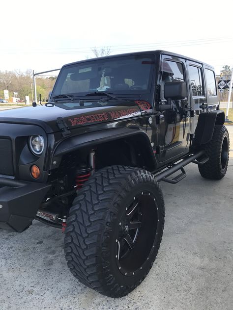 4 inch lift on Jeep Wrangler JK and 22 inch fuel wheels Jeep Wranglers, Jeep Wrangler 22 Inch Wheels, Fuel Wheels, Dodge Srt, Jeepers Creepers, Jeep Wrangler Rubicon, Wrangler Unlimited, Jeep Wrangler Jk, Wrangler Jk
