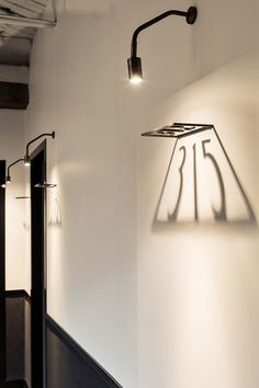 Modern Retro Design, Blitz Design, Detail Arsitektur, Lighting Design Inspiration, Hotel Lobby Design, Sydney Hotel, Sign Board Design, Desain Furnitur Modern, Lobby Design