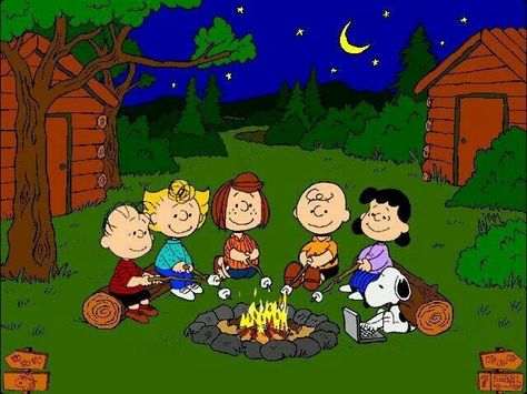 Snoopy and friends roasting marshmallows Snoopy, Snoopy Drawing, July Images, Snoopy Cartoon, Snoopy Funny, Peanuts Cartoon, Peanuts Characters, Peanuts Christmas, Snoopy Pictures