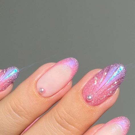 Aistė Haas on Instagram: "💖🐚🎀🫧 If Barbie were to meet the Little Mermaid and they got their nails done to match perfectly ✨💕 *products are linked on my amzn in bio ___ #mermaidnails #barbienails #chromenails #3dnailart #summernails #pearlnails #nails #nailart #nailinspo #thelittlemermaid #barbie #pinknails #glitternails #sparklynails #nailideas" Pink Mermaid Nails Glitter, Mermaid Nails French Tip, Mermaid Pink Nails, Chrome Over Glitter Nails, Summer Nails Mermaid, Mermaid Gel Nails, Pink Mermaid Nails, Summer Nails Glitter, Ariel Nails