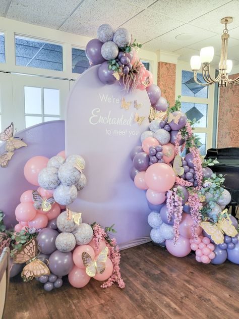 Speak Now Enchanted, Purple Baby Shower Theme, Shower Backdrop Ideas, Baby Shower Backdrop Ideas, Decoupage Letters, Fairytale Baby Shower, Butterfly Baby Shower Decorations, Lavender Baby Showers