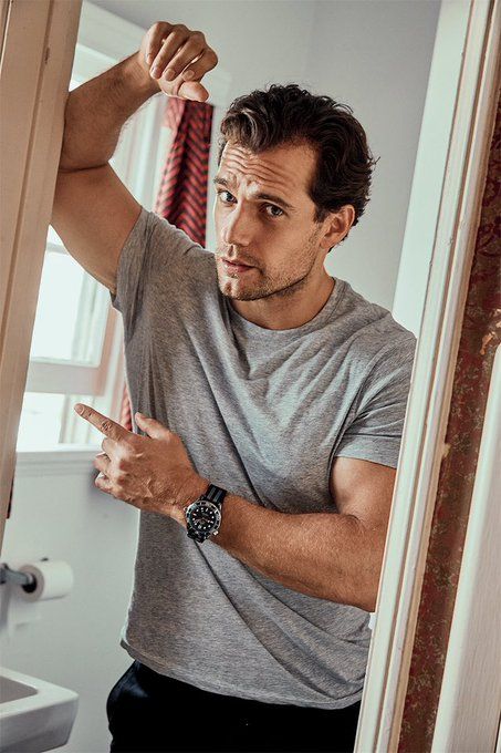 Henry Cavill Shirtless, Mens Health Magazine, Love Henry, Henry Williams, Jeffrey Dean Morgan, Men’s Health, Health Magazine, Man Of Steel, British Actors