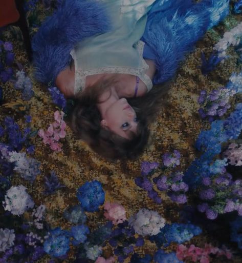 Taylor Swift, Music, Swift, Lavender Haze, Music Video, Lavender