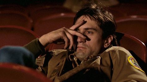 -taxi driver (1976) Taxi Driver Screencap, Táxi Driver, Driver Film, Film Screencaps, Taxi Driver 1976, Martin Scorsese Movies, Peter Boyle, Travis Bickle, Best New Movies
