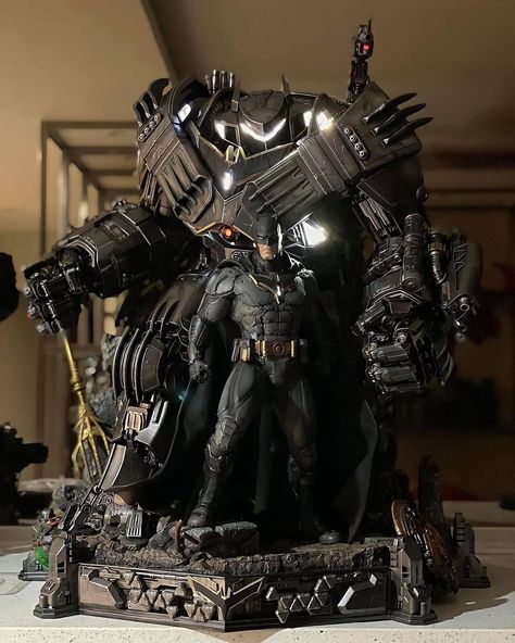 @robertobagg10collection on Instagram: “⚠️⚠️ Coming Soon...Check out this exclusive pic of the upcoming Batman and Justice Buster Statue from @prime1studio 🤯🤯🔥🔥 Standing a…” Figurine, Justice Buster, Marvel Statues, Batman Armor, Batman Figures, Univers Dc, Arte Robot, Batman Comic Art, Batman Universe