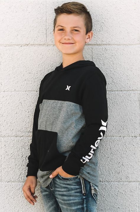 Boy Clothes Youth, Haircut Boys, Boys Fall Fashion, Preteen Clothing, Preteen Fashion, Teen Boy Outfits, Youth Clothing, Girl Haircuts