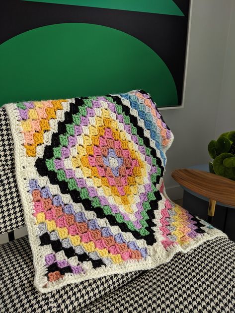 Learn C2C in the round with Emma Leith! | LoveCrafts, LoveKnitting's New Home C2c In The Round Pattern, C2c In The Round, Crochet C2c Pattern, Crochet Blanket Diy, C2c Crochet Pattern Free, Scrap Yarn Crochet, Crochet Applique Patterns Free, Corner To Corner Crochet, Crochet Blanket Designs